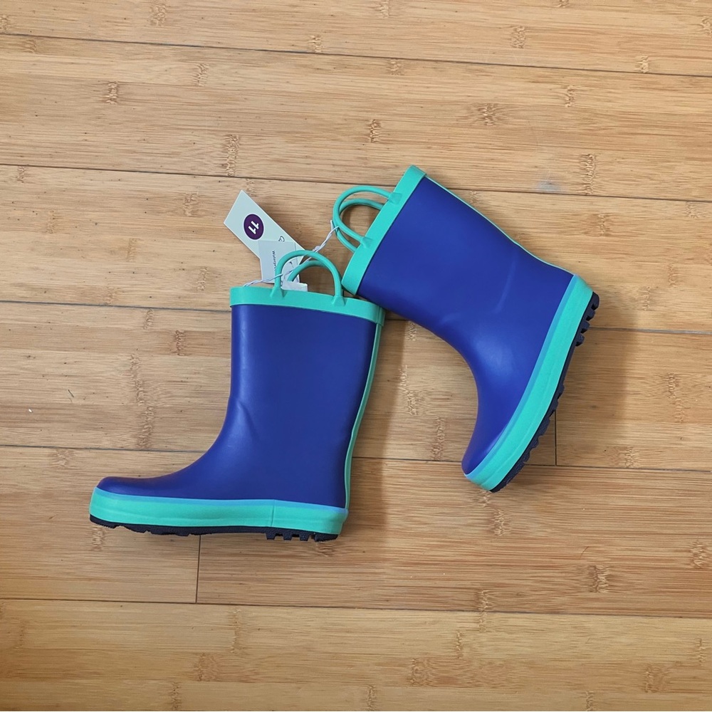 NWT Size 11 Boys or Girls Blue & Teal Rain Boots Shoes